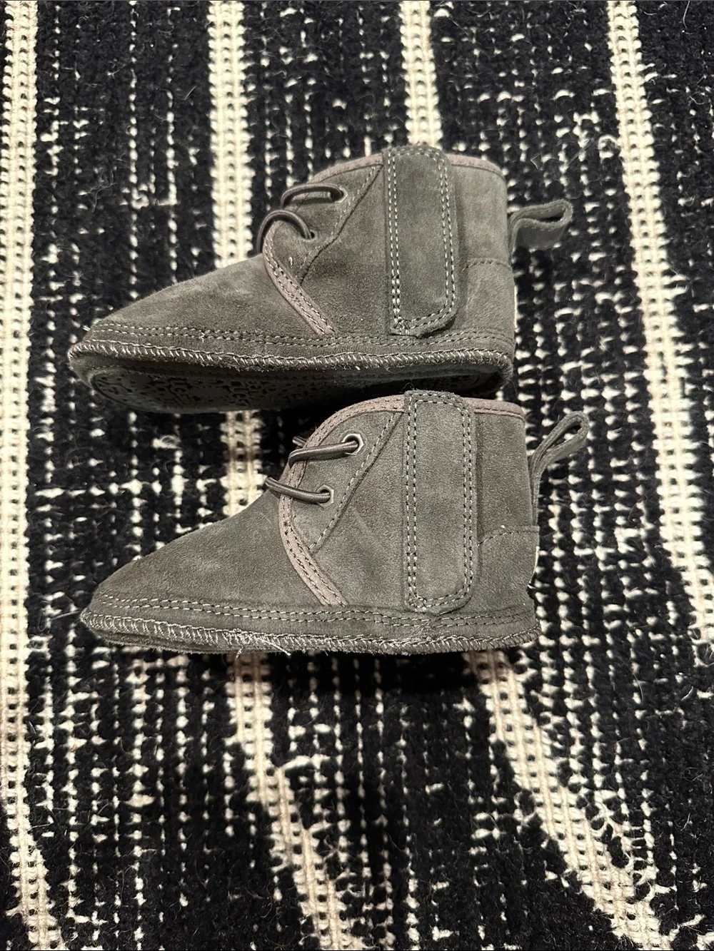 UGG Baby Booties / Crib Shoes